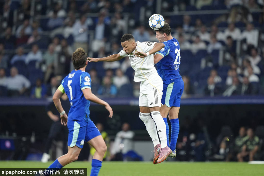 皇家马德里对阵比利亚雷亚尔：姆巴佩领衔，阿隆索力求一胜！